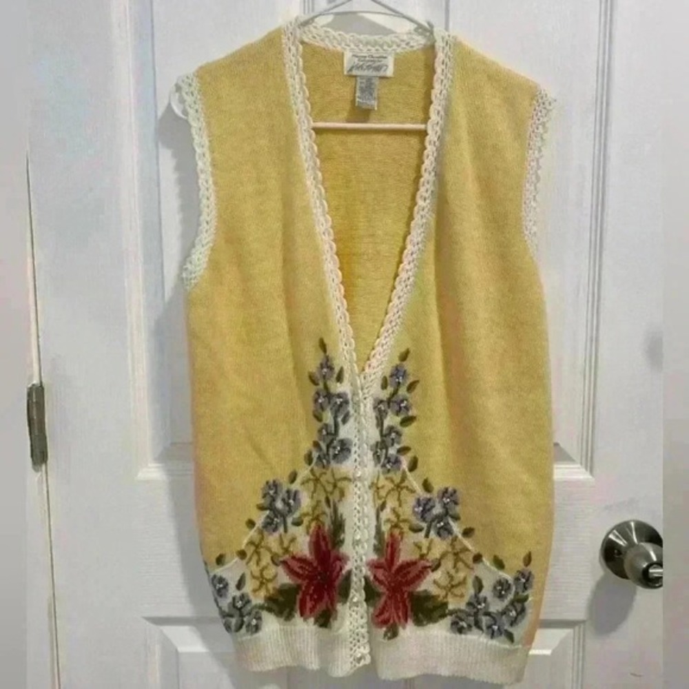 VTG Marisa Christina Woman Knit Floral Sweater Vest Yellow Grannycore Cottagecor